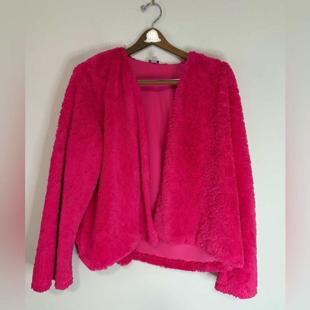 Catherine’s 1946 Women’s Hot Pink Faux Fur Jacket/cardigan size XL